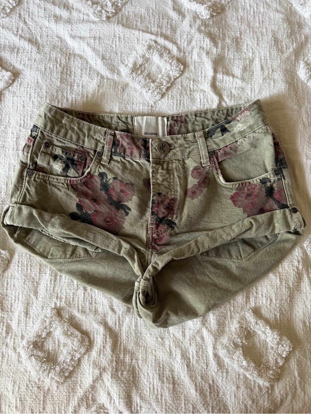 One Teaspoon Olive Floral Print Low-Rise Denim Cutoffs